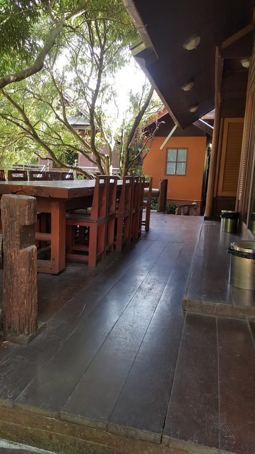 Ruean Mai Chai Khlong Amphawa Exterior foto